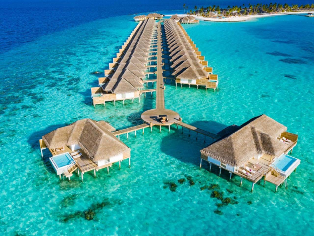 resort bungalow Maldives